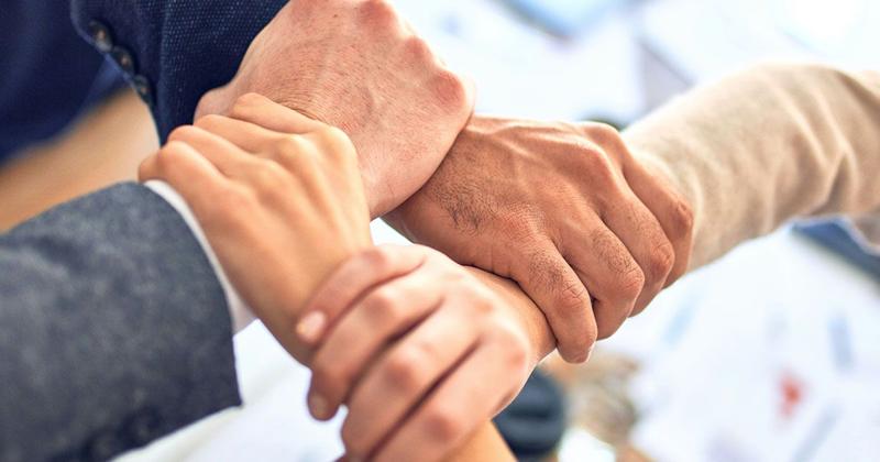 英語圏のチームワーク・協働のイメージ