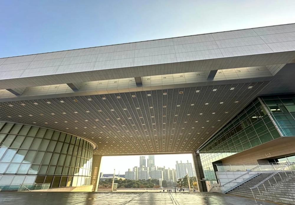 K-pop Tourism in Seoul: Visiting HYBE, SM Town, and JYP