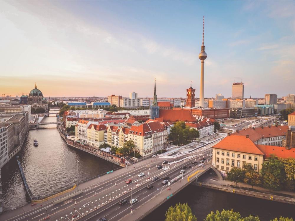 EU Blue Card in Germany: Salary Thresholds & Documents 2026