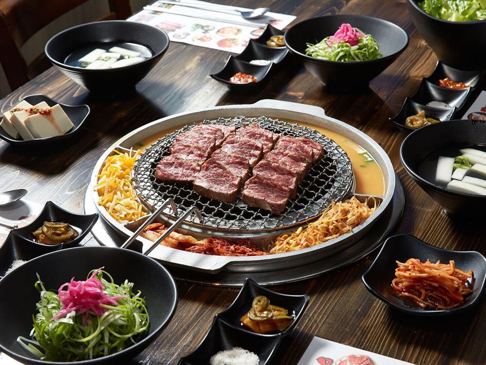 How to order food at a restaurant in Korean - Banner