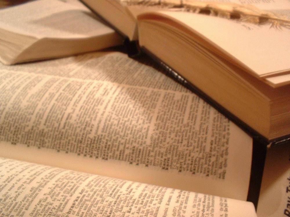 When and how to switch to a monolingual dictionary - Banner