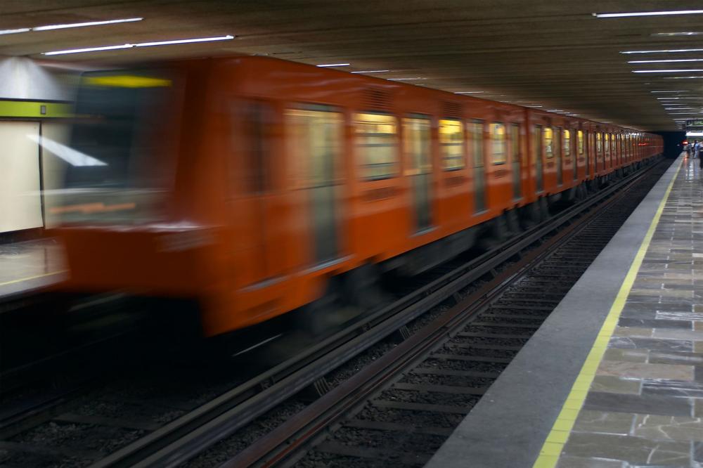 Getting Around Mexico City: Metro, Metrobús, and Cabify
