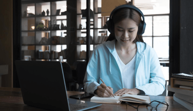 The best Chinese podcasts for language learners - Banner