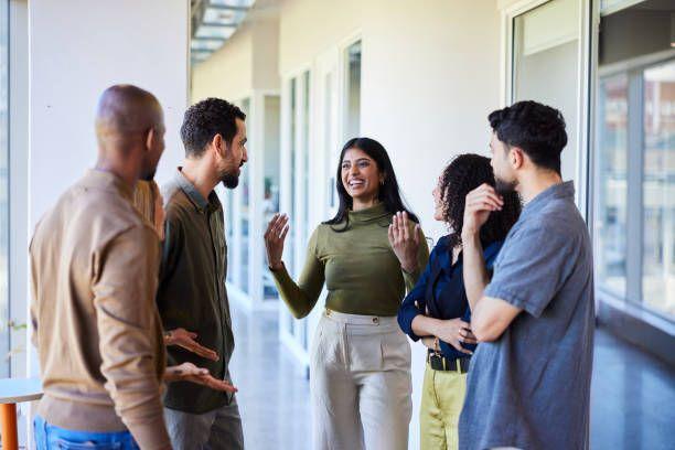 Las cuatro formas de 'hablar' en inglés: say, tell, speak, talk - Banner