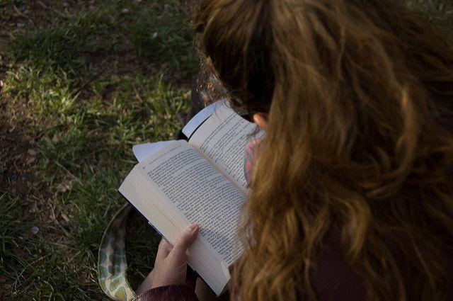 How to connect sentences with French linking words - Banner