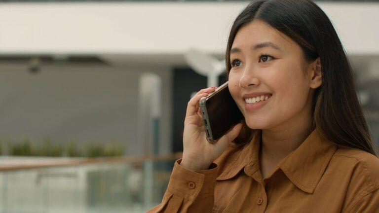 How to talk on the phone in Chinese - Banner