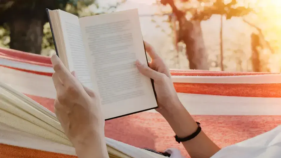 How extensive reading builds fluency and vocabulary - Banner