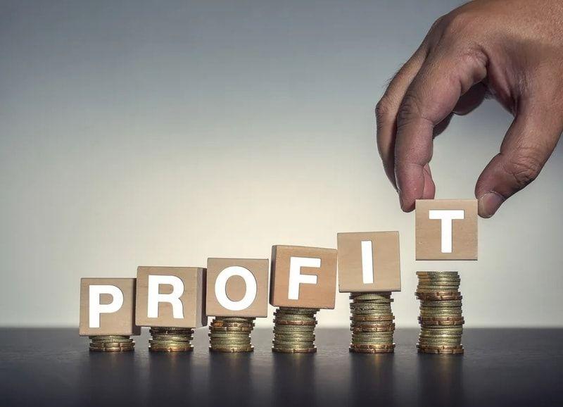 Vocabulario de finanzas en inglés: revenue, profit, ROI - Banner