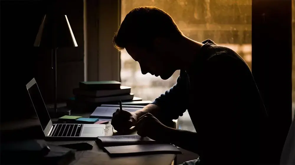 How long it takes to learn German at each level - Banner