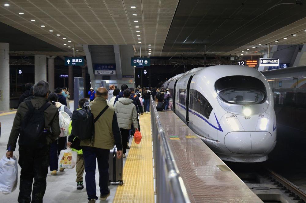Riding China's Gaotie: An Expat Guide to High Speed Rail Travel