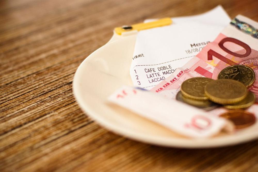 Italian Tipping Etiquette: Why You Mostly Shouldn't, and When You Should