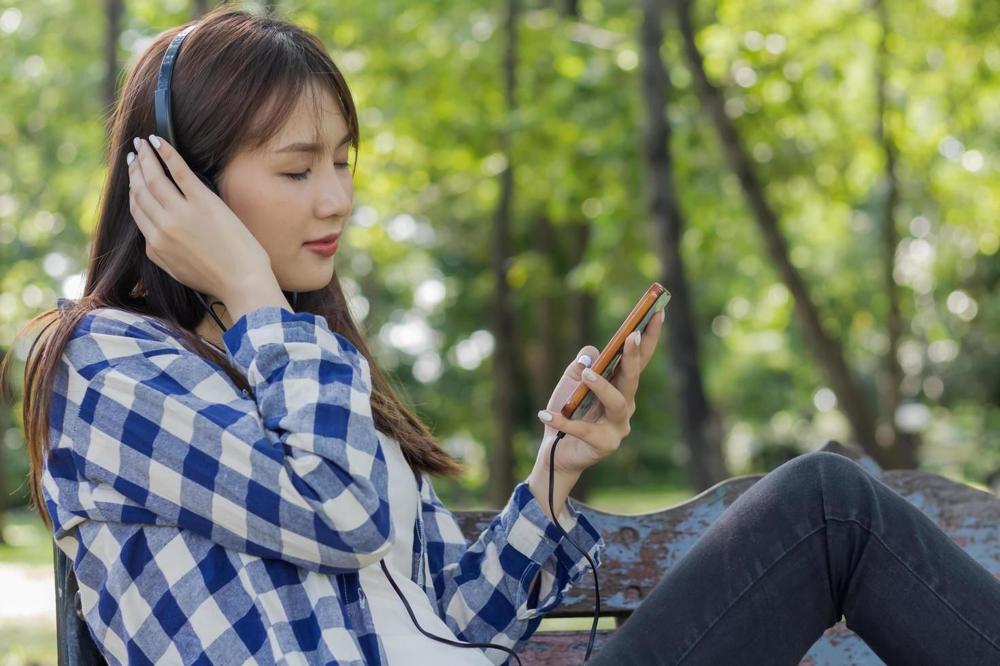 The best Cantonese podcasts for language learners - Banner