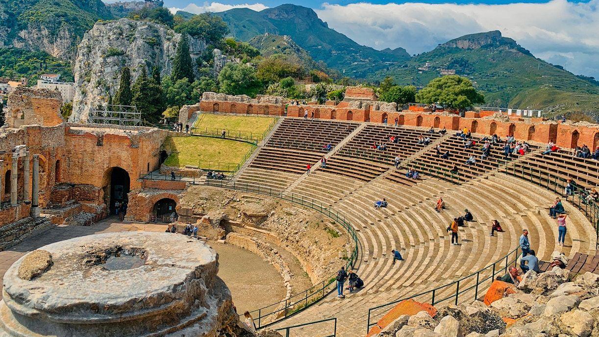 10 Day Sicily Itinerary: Palermo, Catania, Etna, and Beach Stops