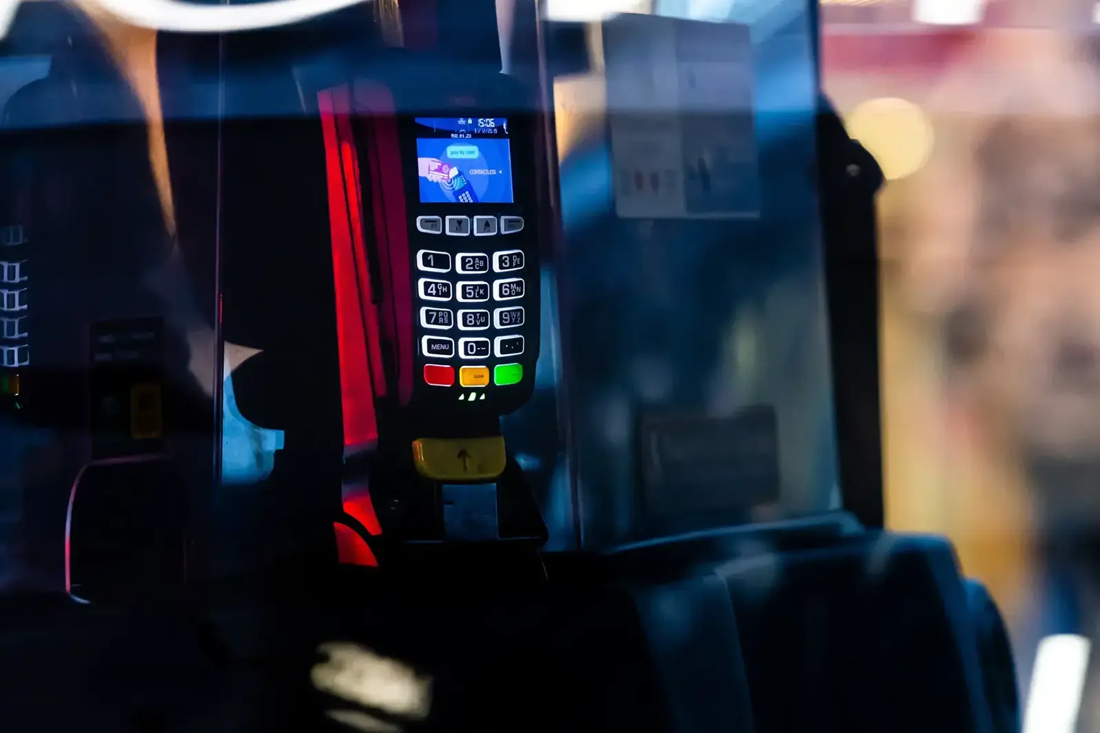 Monzo・Starling・Revolut比較、イギリス生活のネット銀行の選び方