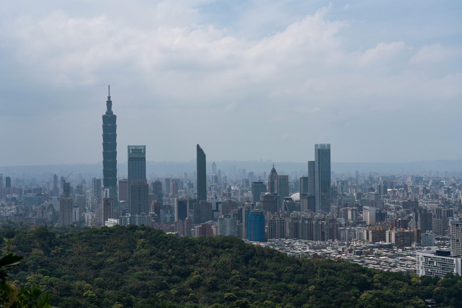 Taiwan Employment Gold Card 2026: Requirements and Tips