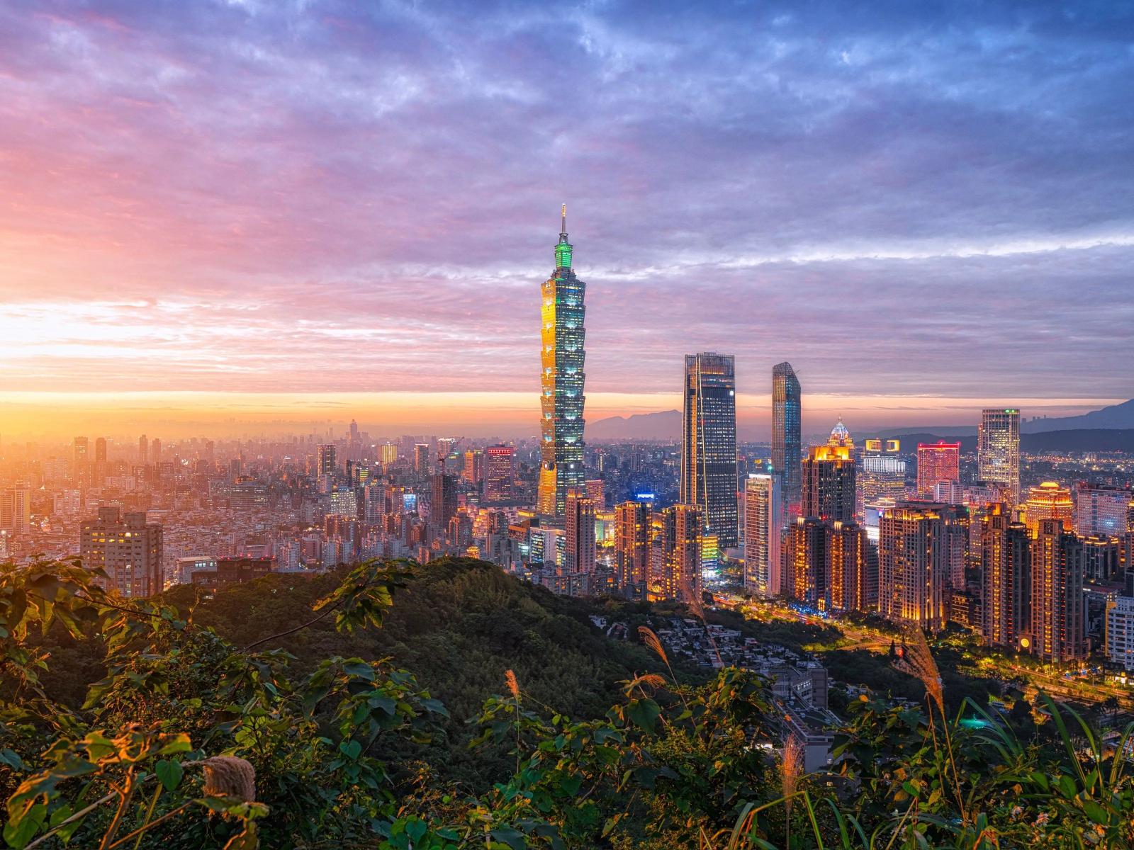 Taiwan Plum Blossom Card: Permanent Residency for Top Talent