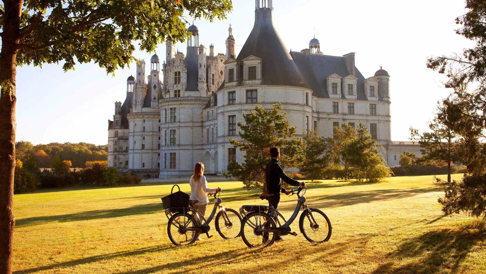 A 3-Day Loire Valley Châteaux Itinerary by Train and Bike