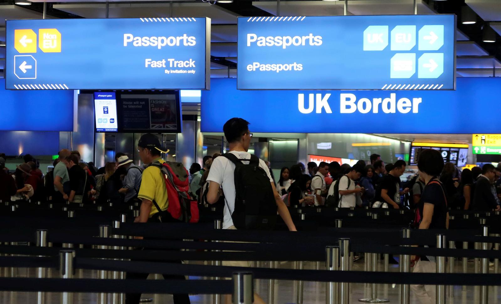Standard Visitor Visaとは?イギリス観光ビザの滞在期間と必要書類を徹底解説