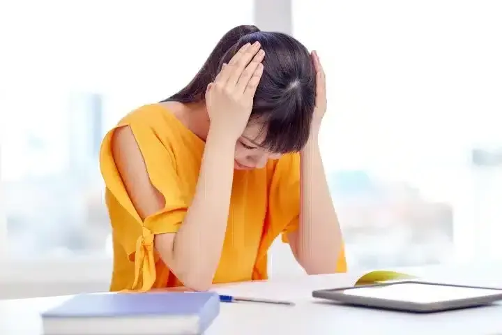 woman having a hard time learning